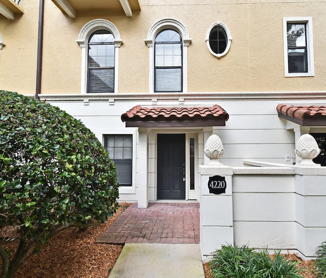 view of property entrance