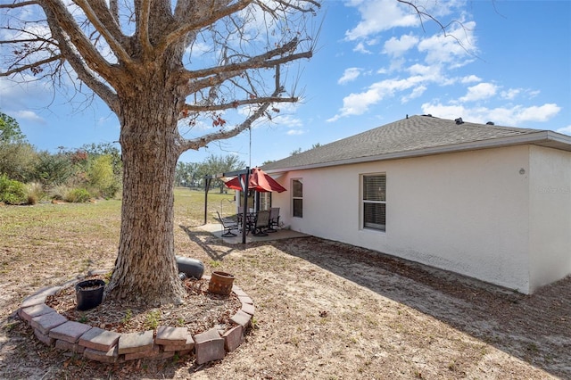 view of yard with a patio