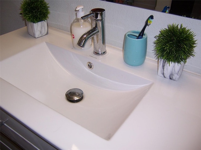 details with sink