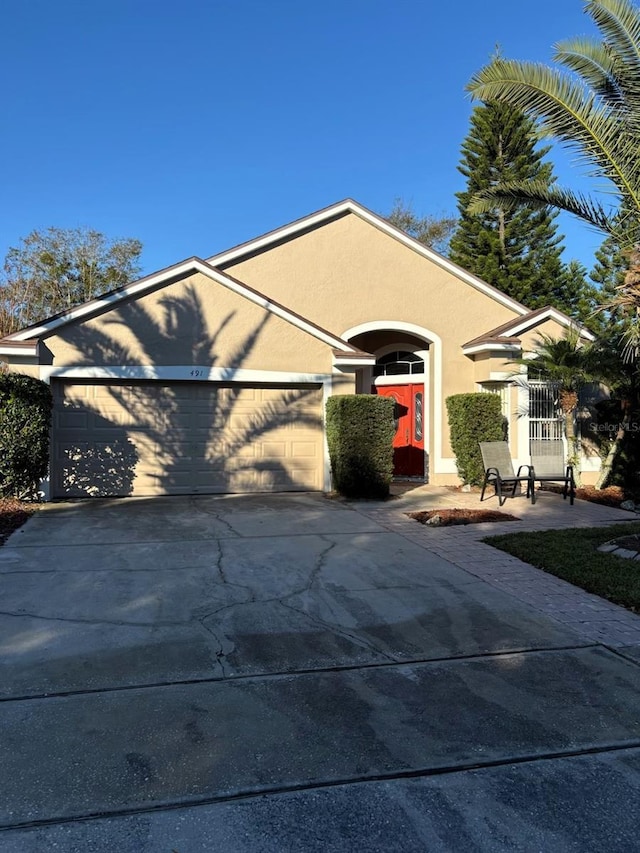 view of front of house featuring a garage