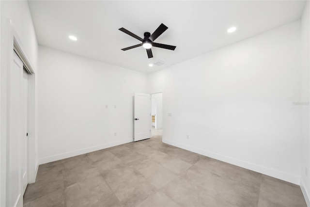 unfurnished room featuring ceiling fan