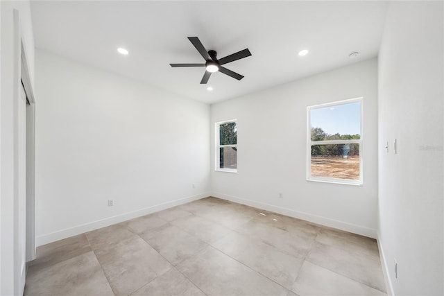 empty room with ceiling fan