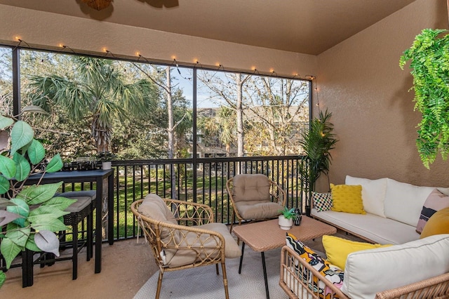 view of sunroom / solarium