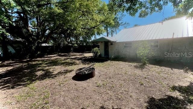 214 N New Hampshire Ave, Tavares, FL 32778 - view of yard