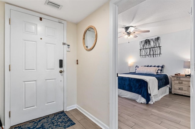 bedroom featuring ceiling fan