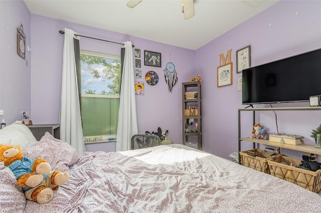 bedroom featuring ceiling fan