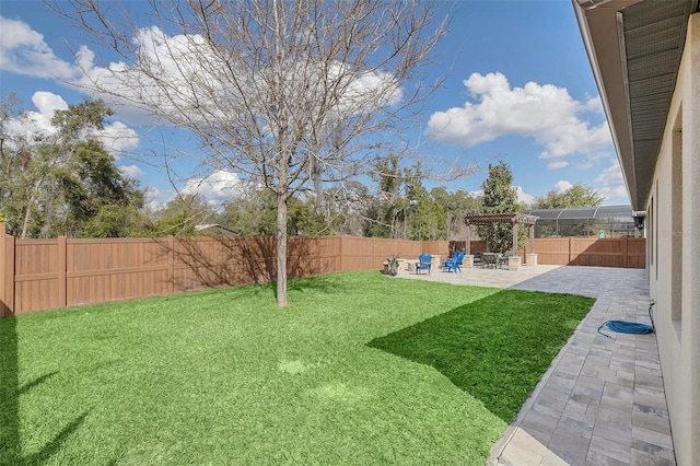 view of yard with a patio and a pergola