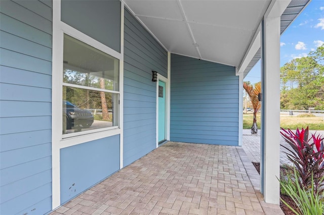 view of patio / terrace with covered porch