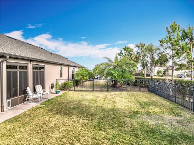 view of yard featuring a patio