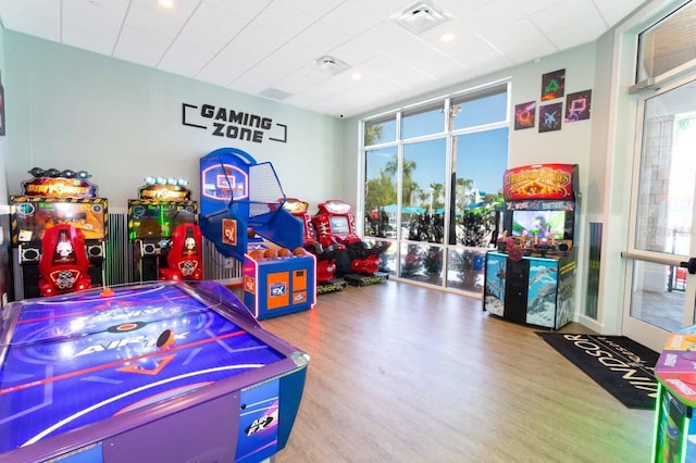 game room featuring hardwood / wood-style flooring