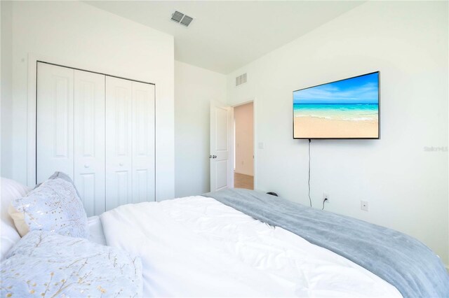 bedroom featuring a closet