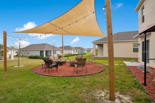 view of yard with an outdoor living space