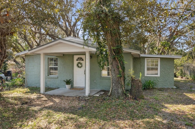 view of front of property with stucco siding