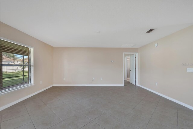1515 Angler Ave, Kissimmee, FL 34746 - view of tiled empty room