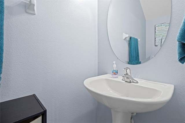 bathroom with sink