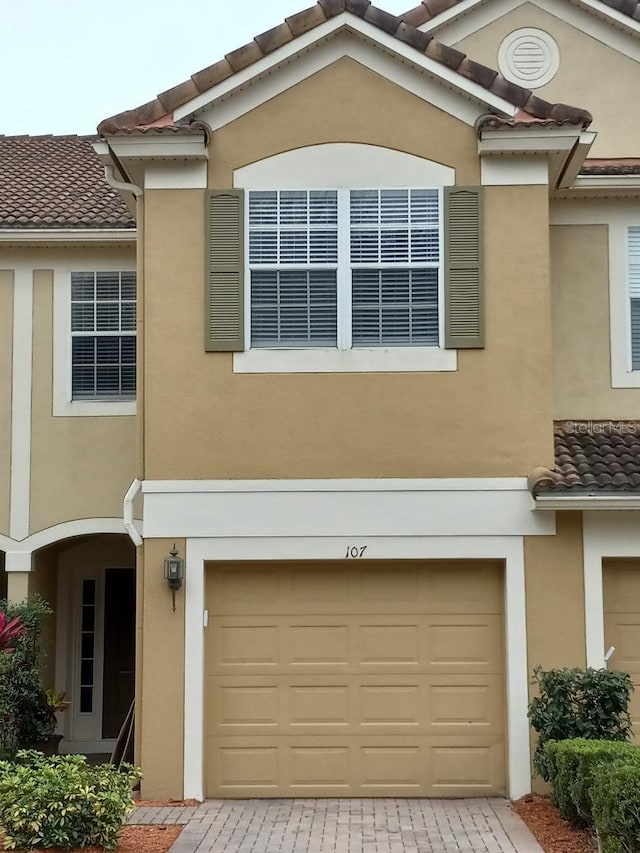 view of front of house with a garage