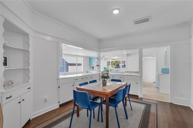 dining room featuring hardwood / wood-style floors