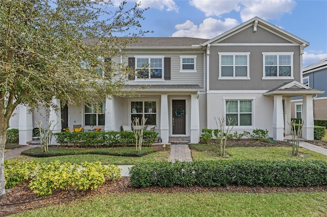 view of front of property with a front yard