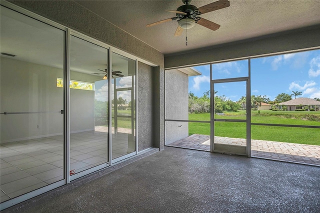 11530 57th Street Cir E, Parrish, FL 34219 - unfurnished sunroom featuring a ceiling fan
