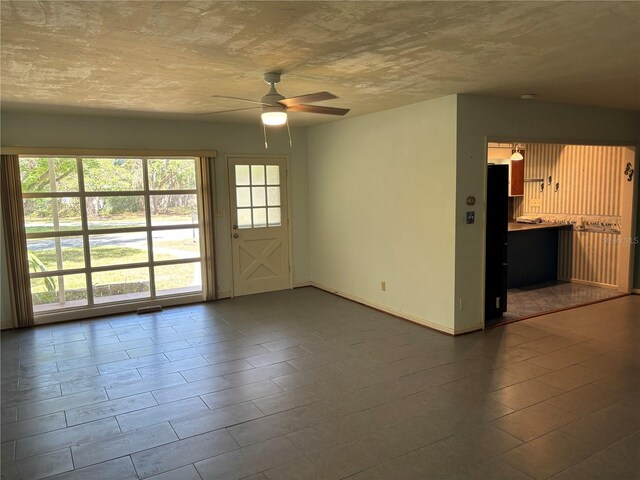 22 Poinsettia Dr, Deland, FL 32724 - photo 9