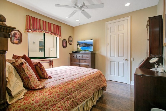 bedroom featuring ceiling fan, dark wood finished floors, and recessed lighting