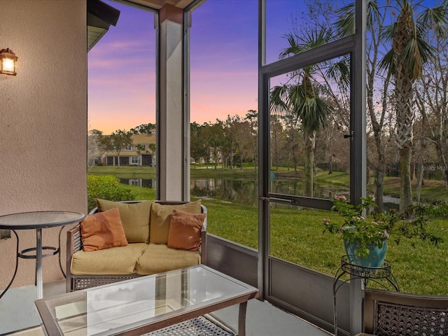 1431 Milledge Ln, Davenport, FL 33896 - sunroom with a water view