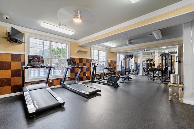 gym featuring ceiling fan