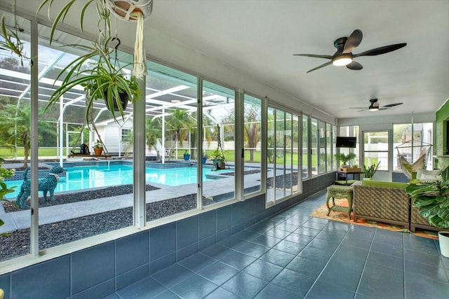 11419 Donneymoor Dr, Riverview, FL 33569 - view of pool with ceiling fan, a lanai, a pool with connected hot tub, and a patio