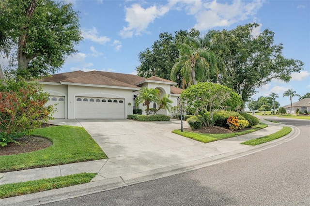 6850 Huntington Hills Blvd, Lakeland, FL 33810 - photo 1