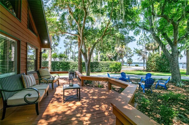 2929 Lakeshore Dr, Mount Dora, FL 32757 - deck with an outdoor hangout area