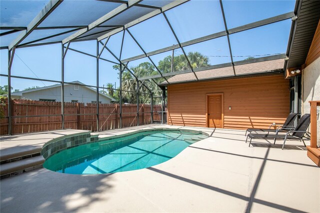 2929 Lakeshore Dr, Mount Dora, FL 32757 - view of pool with a patio area and glass enclosure