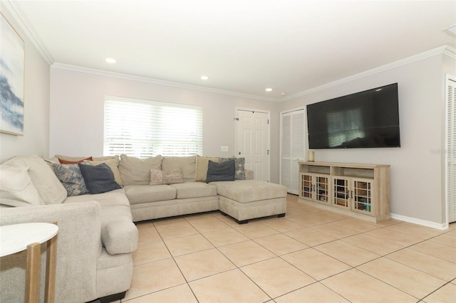 living room featuring ornamental molding, recessed lighting, light tile patterned flooring, and baseboards