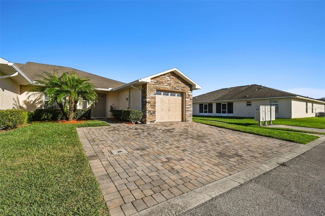 1821 Christina Lee Ln, Saint Cloud, FL 34769 - ranch-style home with a front lawn and a garage