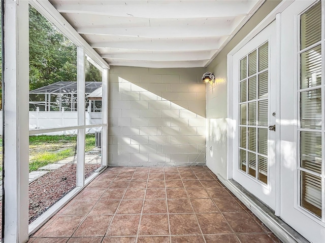1970 Larkwood Dr, Apopka, FL 32703 - unfurnished sunroom featuring beamed ceiling