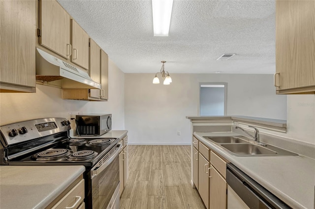 kitchen with sink, appliances with stainless steel finishes, light hardwood / wood-style floors, decorative light fixtures, and light brown cabinets