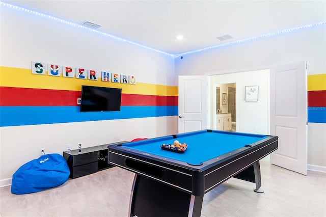 game room featuring billiards