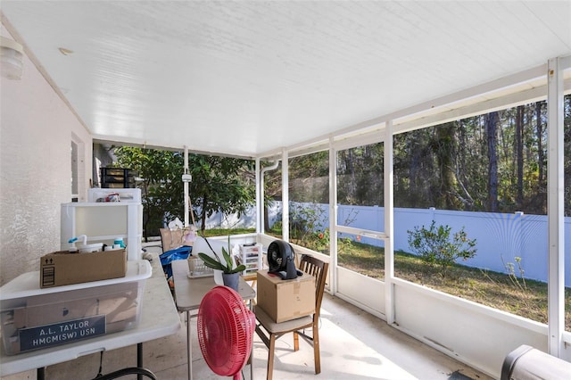 view of sunroom / solarium