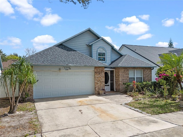 view of front property featuring a garage