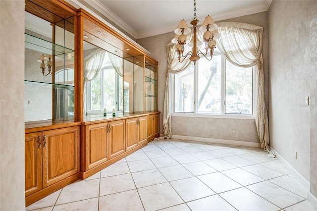 tiled dining area with crown molding and a notable chandelier