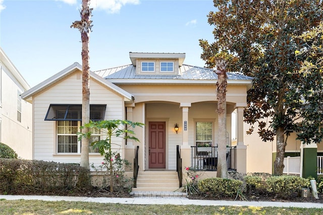 view of front of home with covered porch