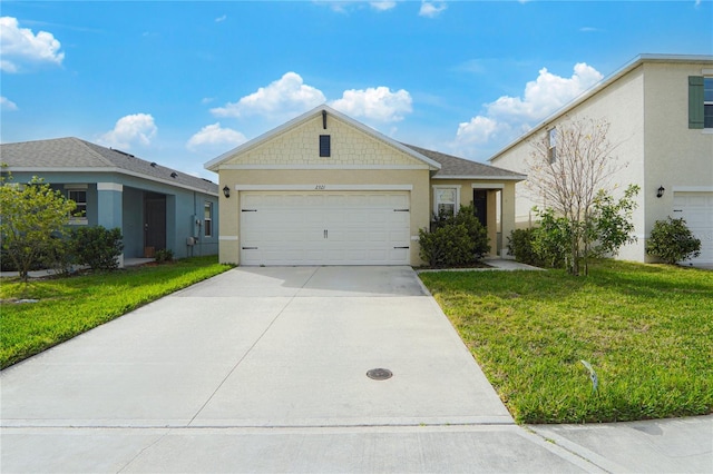 view of front of property with a front yard