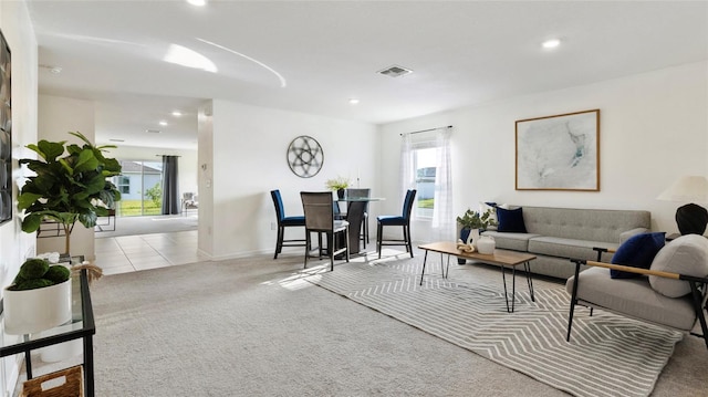 545 Jerry Ln, Haines City, FL 33844 - living room featuring carpet flooring and recessed lighting
