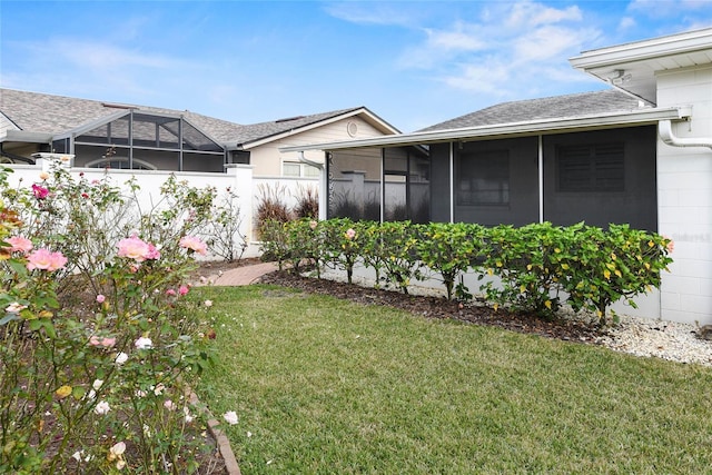 625 Brechin Dr, Winter Park, FL 32792 - view of yard featuring a sunroom
