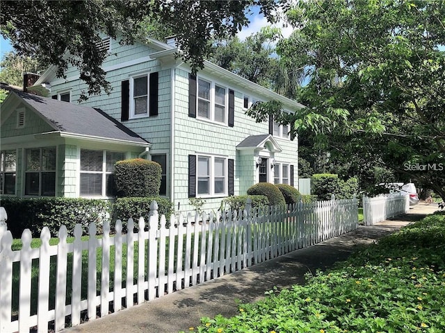 view of front of property