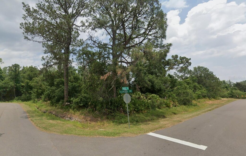 4478 Alcantarra Ave, Sebring, FL 33872