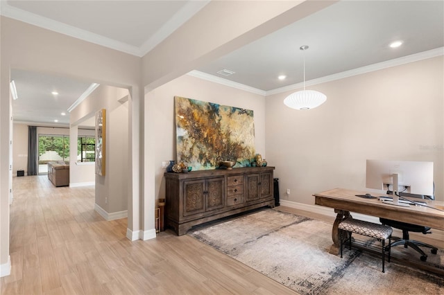 office area featuring light wood-style flooring, baseboards, crown molding, and recessed lighting