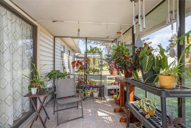 view of sunroom / solarium