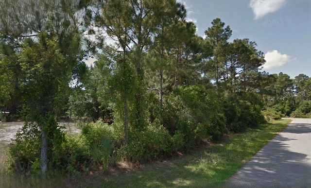 Listing photo 3 for California Ter, North Port FL 34291