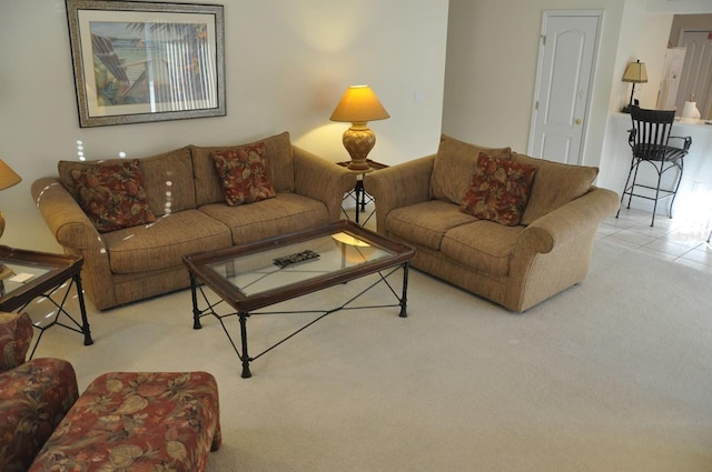 913 Henley Cir, Davenport, FL 33896 - view of carpeted living room