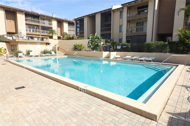 626 Orange Dr Unit 242, Altamonte Springs, FL 32701 - view of swimming pool